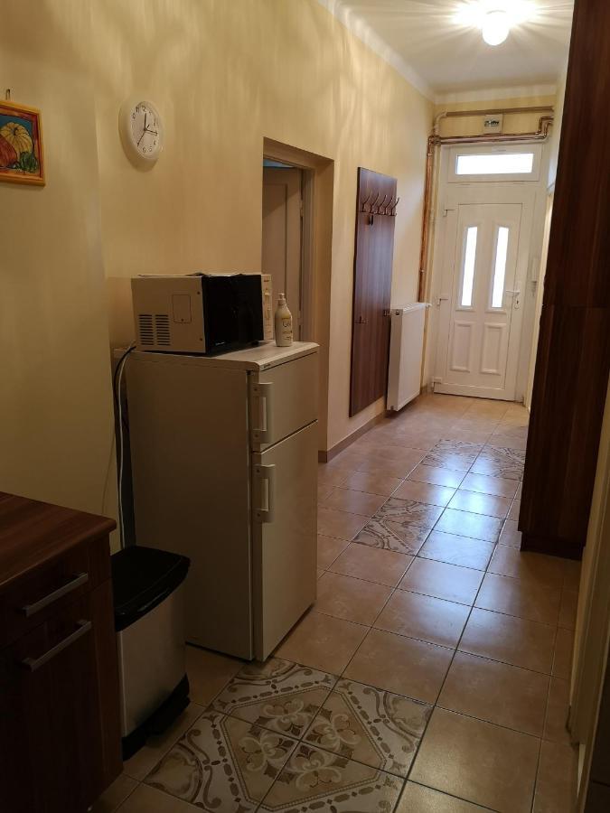 Veva Apartman - Eger Maganszallashely Eksteriør bilde