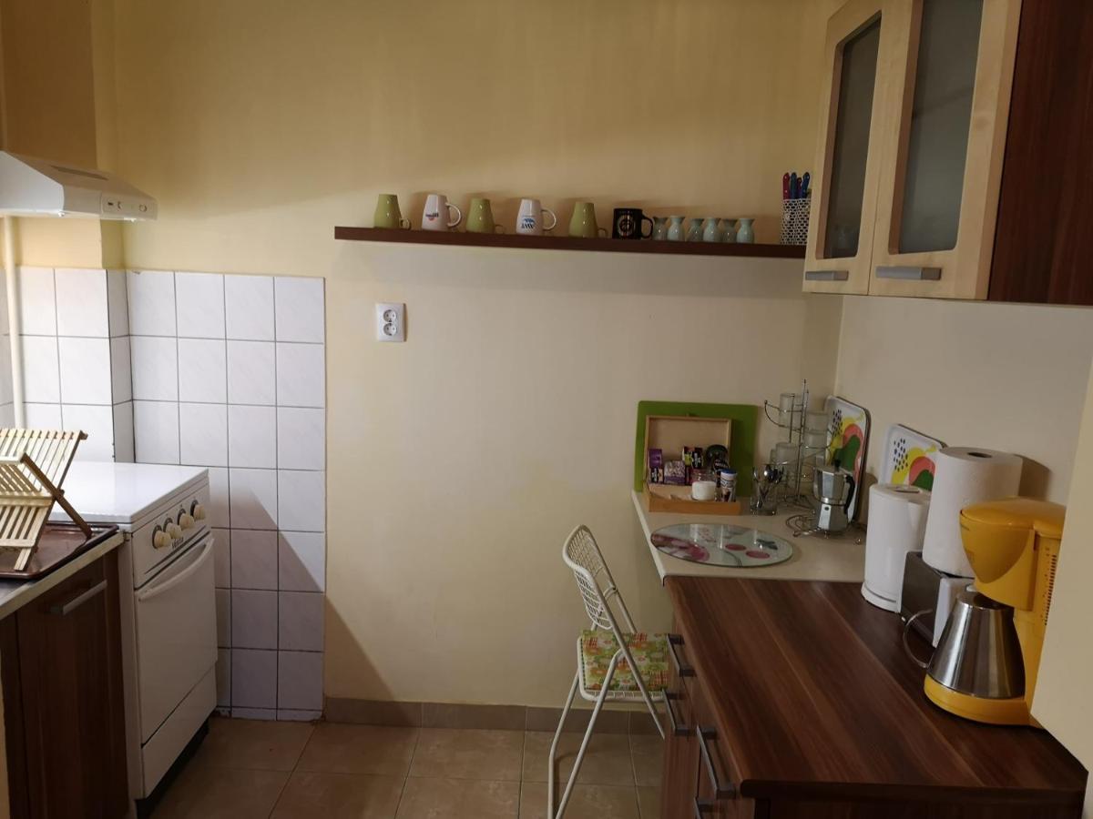 Veva Apartman - Eger Maganszallashely Eksteriør bilde